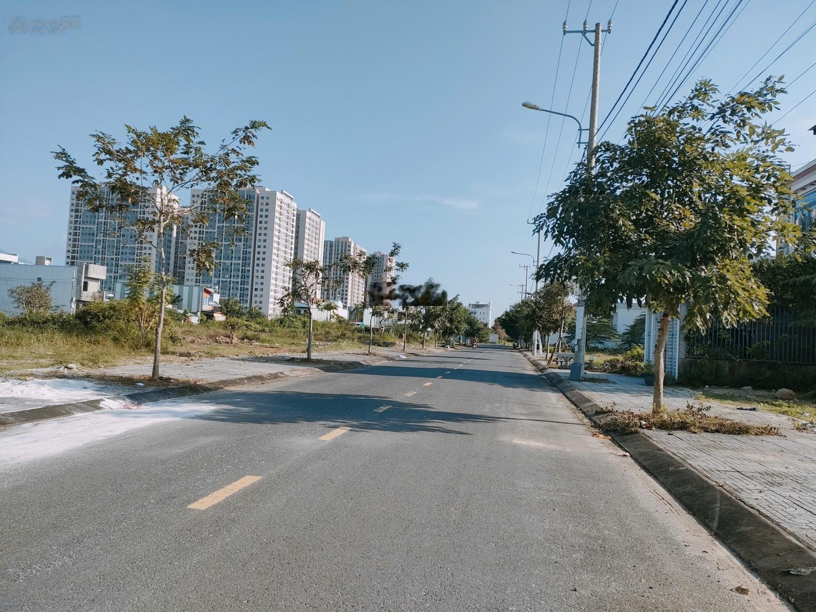 Bán lô đất 100m2, đường 7m5 quân tâm quận Liên Chiểu- Đà Nẵng giá chỉ nhỉnh 4 tỷ rẻ nhất thị trường