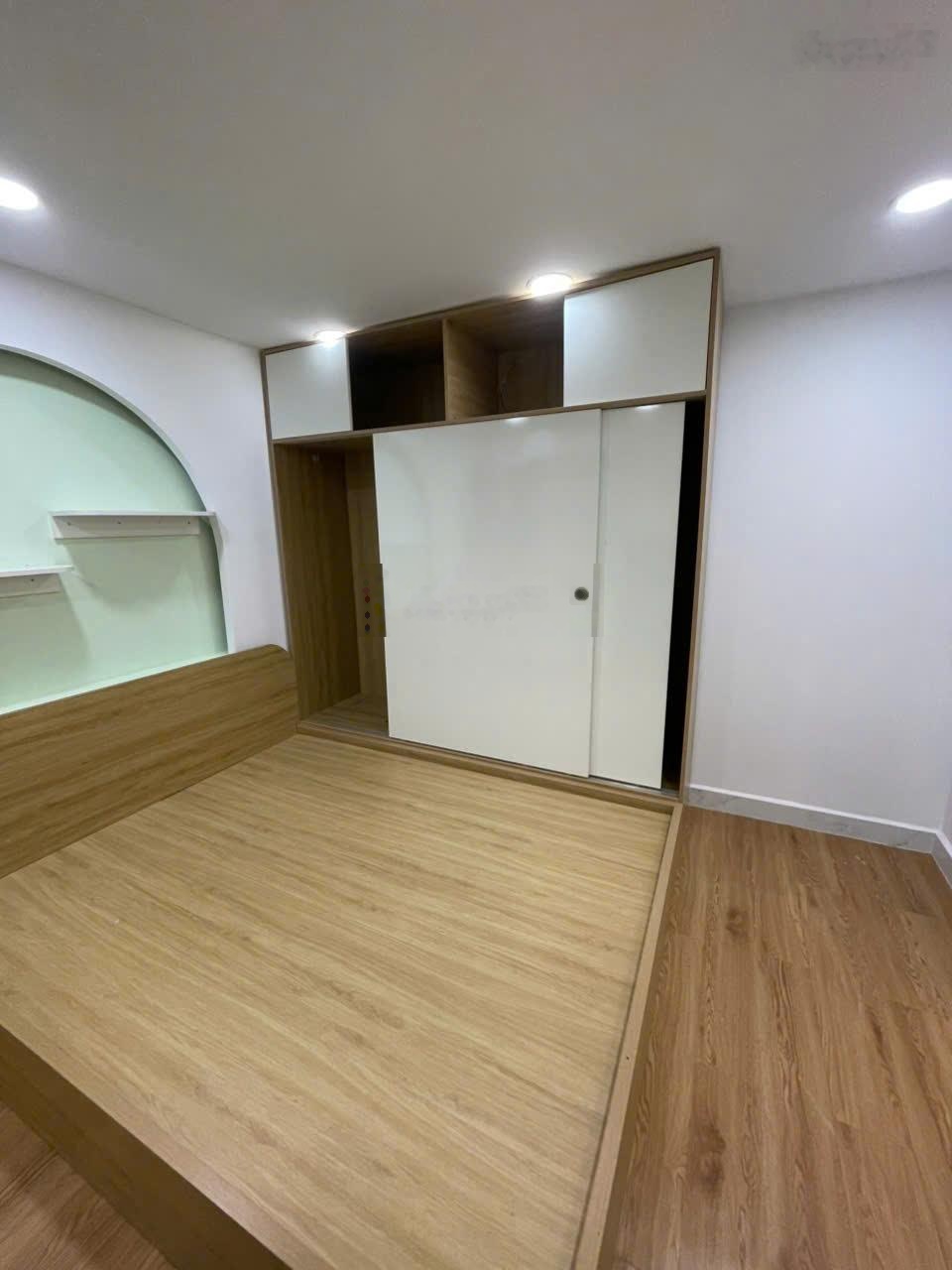 SIÊU VỊ TRÍ-KẾ Q1! Hầm 7 tầng (12 CHDV), HDT 75tr/th, DT 4.3x20 HXH 6m Lê Văn Duyệt, BT chỉ 18,8 tỷ