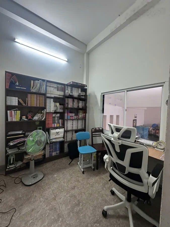 Nhà Mặt Tiền Đường 7.5m, Sát Phạm Văn Đồng, Ngang 5m, Chưa qua KD