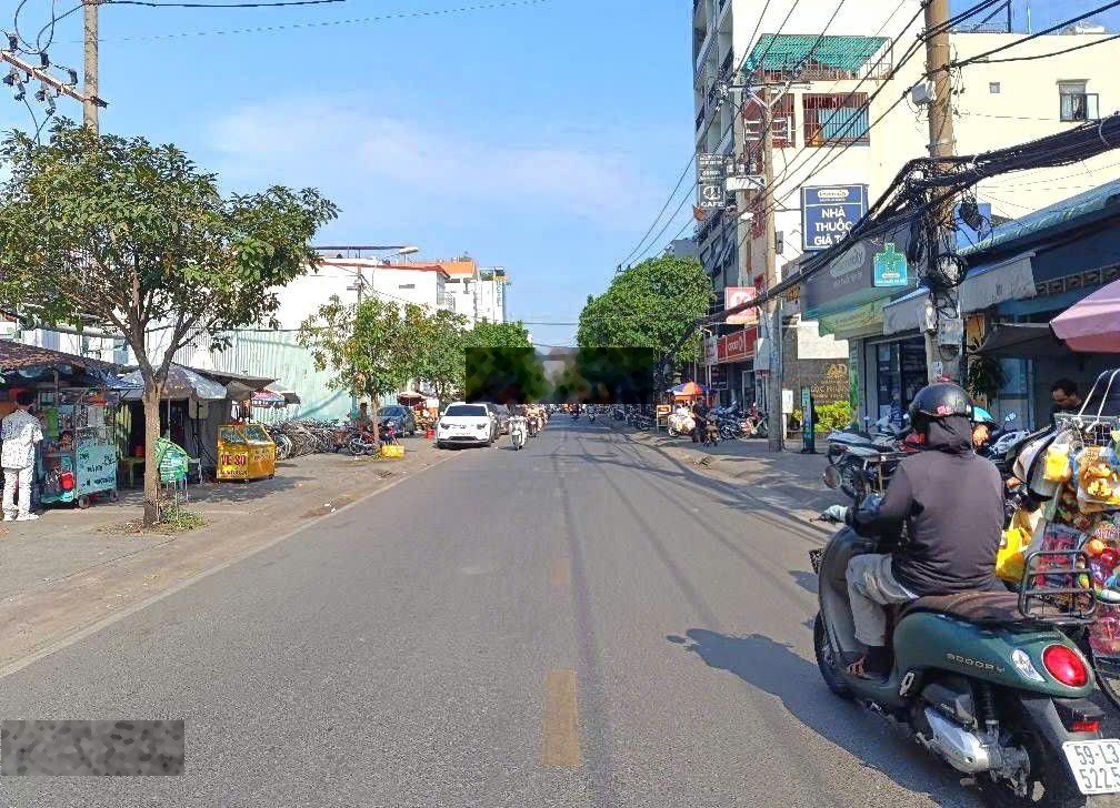 Bán nhà mặt tiền kinh doanh âu dương lân q8, 130m2, ngay 5m, nhà cũ tiện xây mới, giá 23 tỷ