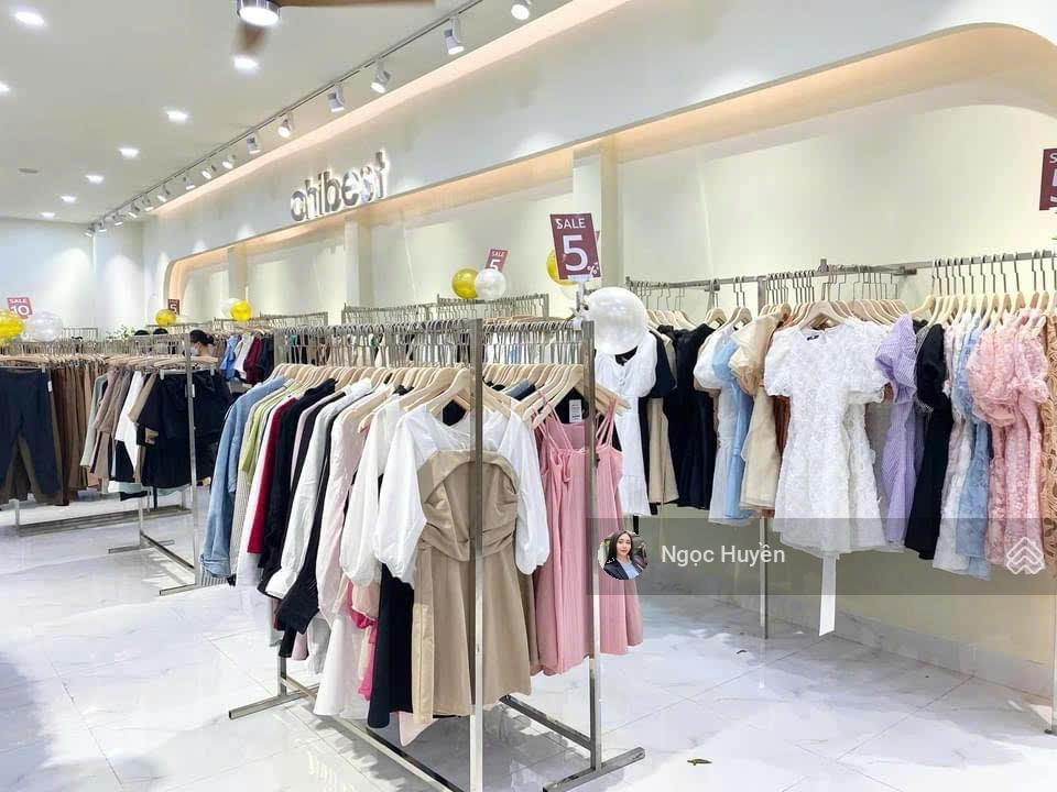 Bán nhà 2 tầng mặt tiền - kha vạn cân - đoạn đẹp - dt : 322m2 - giá 136tr/m2