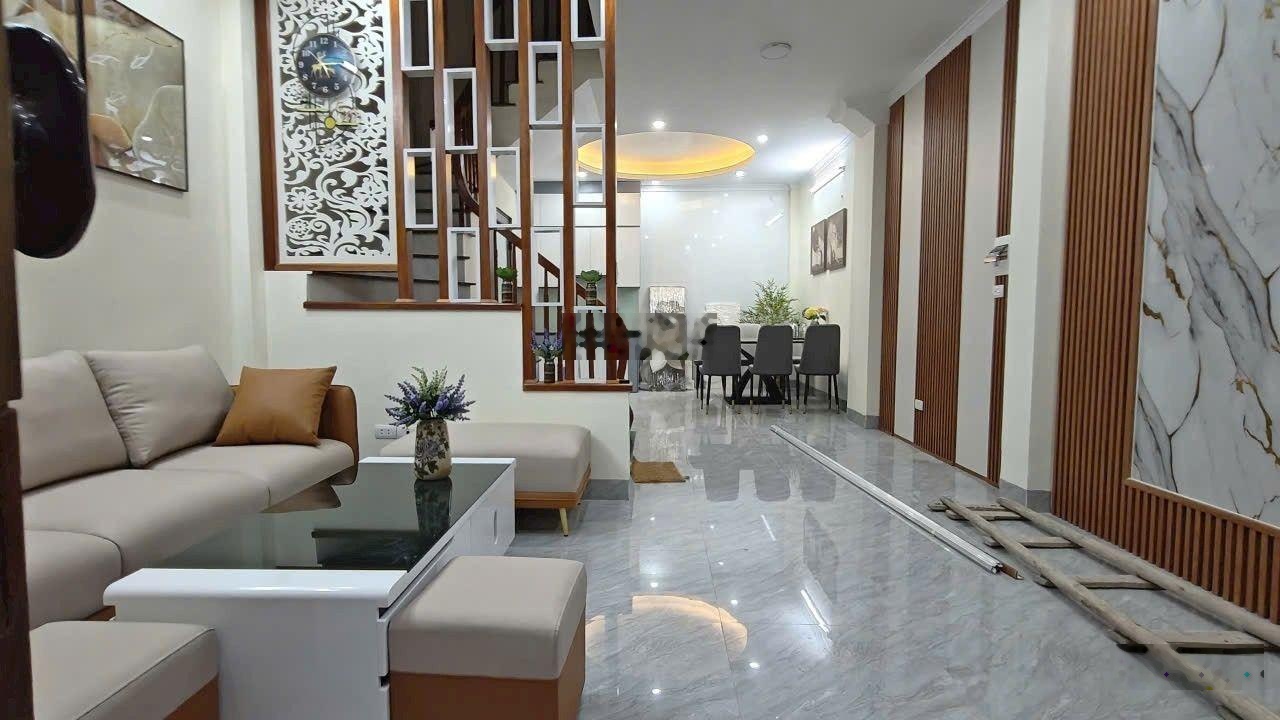 Bán nhà liên mạc bắc từ liêm nhà đẹp ở ngay full nội thất gần ô tô không gian sống lý tưởng