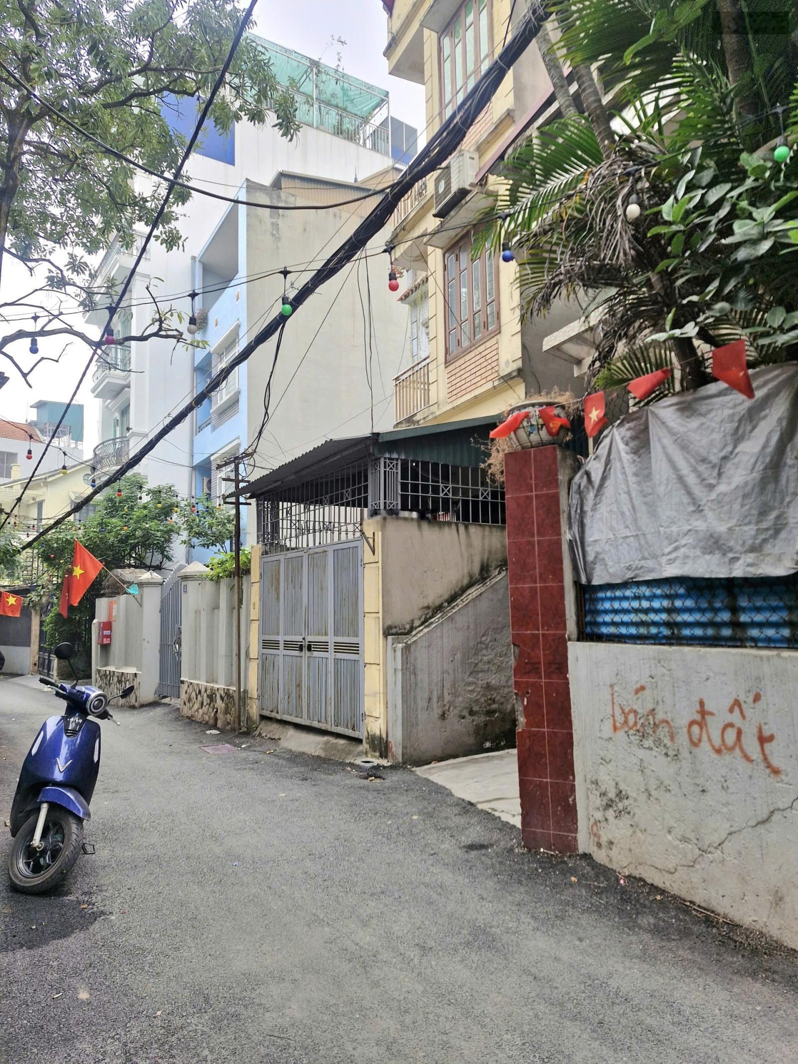 Bán đất phố Hồng Tiến, Bồ Đề, 92m2, MT 5.7m, giá 25.7 tỷ, ô tô đắc địa cầu, biệt thự nhà vườn phố