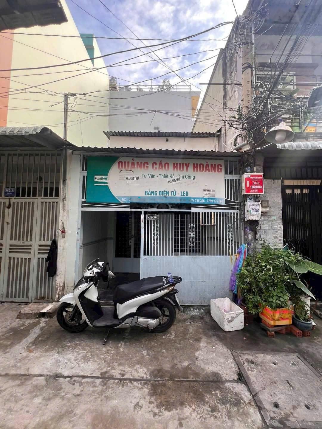 Bán nhà Gò Dầu, P. Tân Sơn Nhì, quận Tân Phú, hẻm 4m sạch đẹp, khu dân trí cao, cách Aeon chỉ 300m