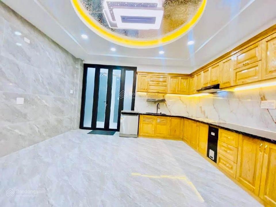 Hxh thông khu bàn cờ họ lê tân phú 85m ngang gần 5m 5 tầng thang máy hoàn công chỉ 14 tỷ