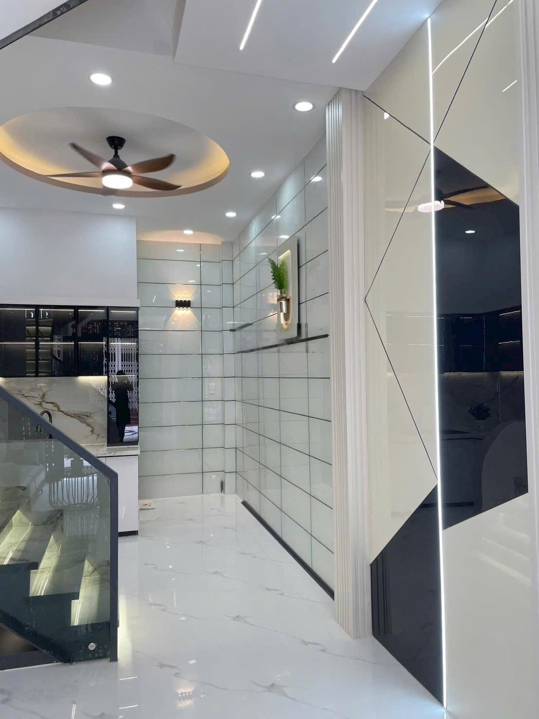 Bán nhà xây mới hẻm 4,0m đường Bình Tiên, Phường Bình Tiên Tp.hcm