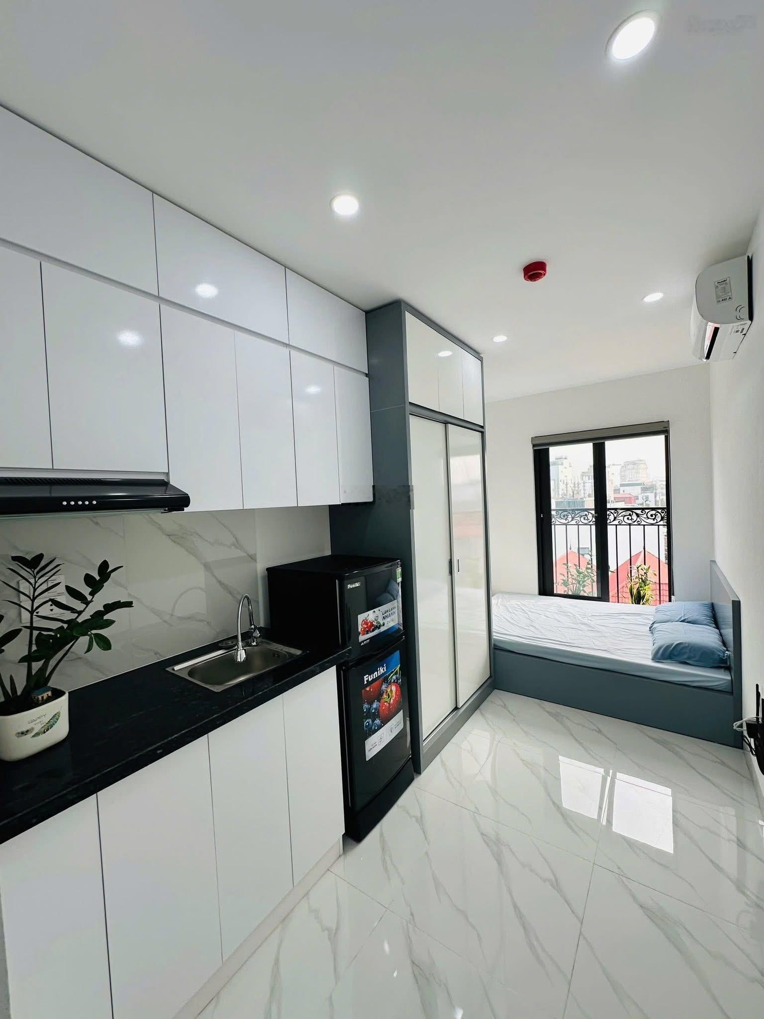 Lô góc - 80m2 x 6 tầng 19 PKK - Vĩnh Hưng - doanh thu 800tr/năm - 10 tỷ