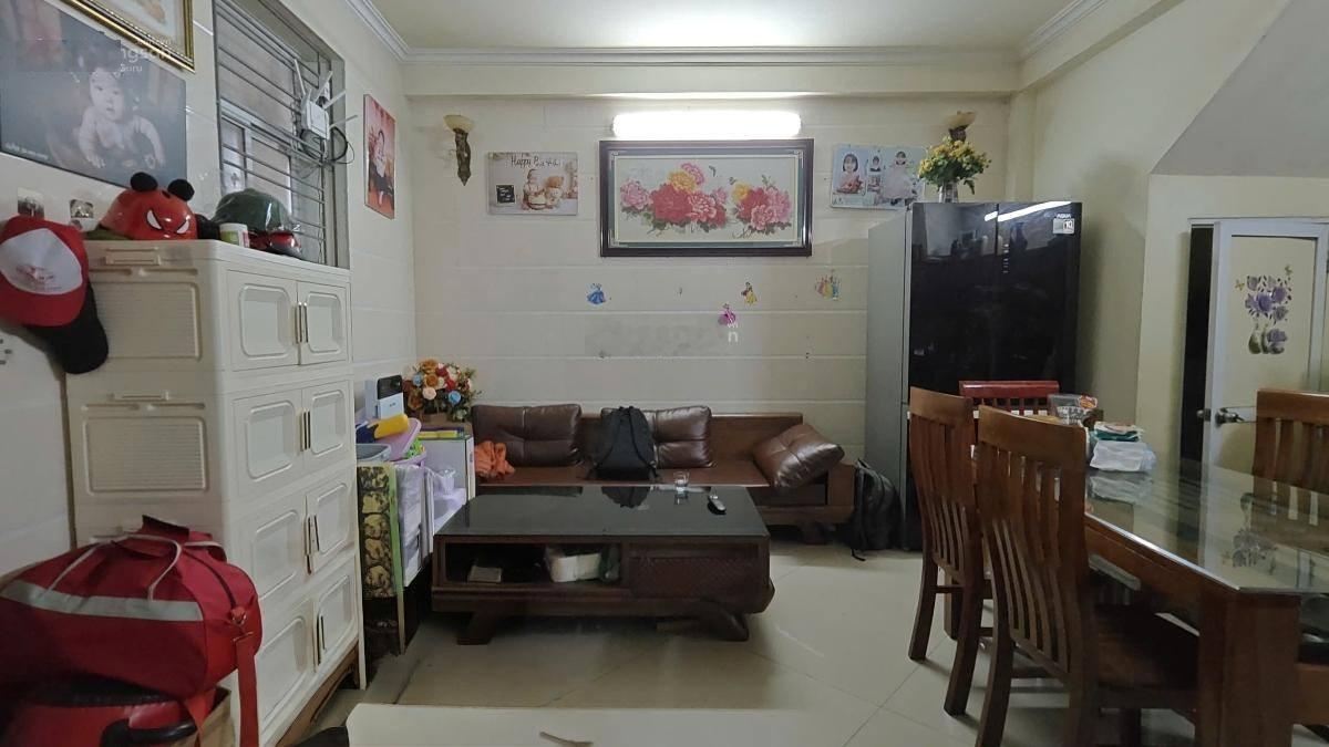 12,2 tỷ - Lô góc 10m ra ô tô tải tránh, DT 55m2*5T, thông vòng quanh, dân xây sổ đẹp