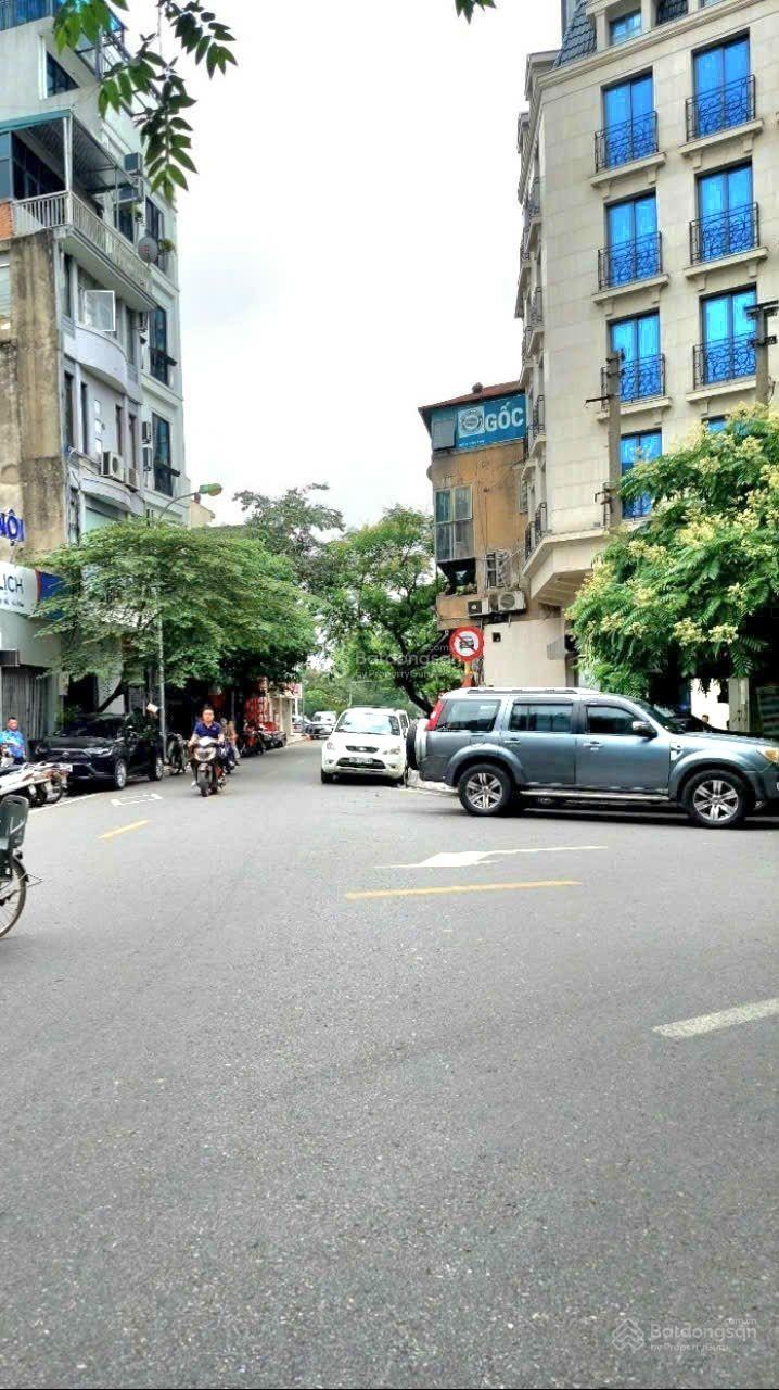 Bán nhà mặt phố Yên Phụ 50m2, 7 tầng giá: 28 tỷ. Tây Hồ