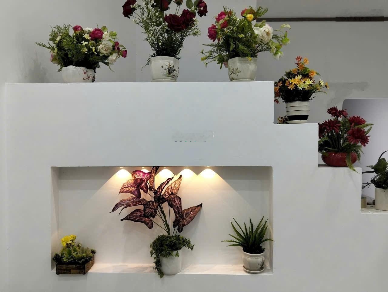 Nhà mới 100%sẵn nội thất vào ở ngay.Ngay Khu Công Ngiệp Thành Công,giá 1ty3.Sổ hồng riêng(dt 130m)