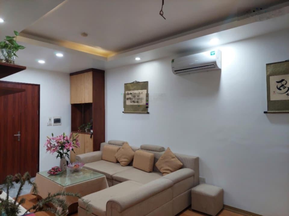 Bán căn hộ tầng 20 sổ đỏ, CT8 Đại Thanh, 60m2, 2 phòng ngủ 2wc giá 3.55 tỷ