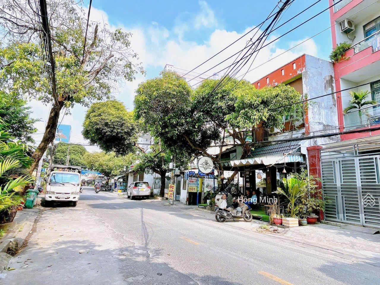 Bán nhà góc 2 mặt tiền Dương Văn Dương, P. Tân Quý, Tân Phú - DT 7.5x11m - 2 tầng - Giá 9.5 tỷ