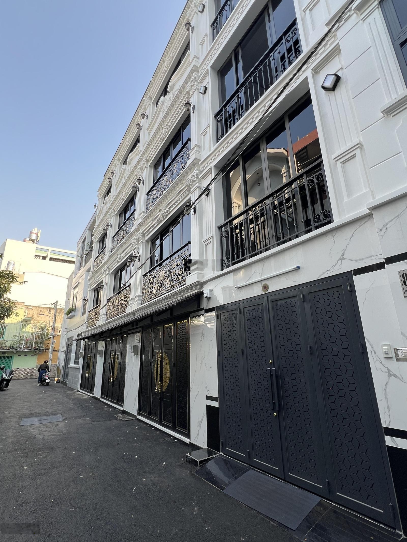 Nhà 5 tầng hẻm nhựa xe hơi, phạm văn đồng, cv gia định - sát mặt tiền - 5 tầng mới keng