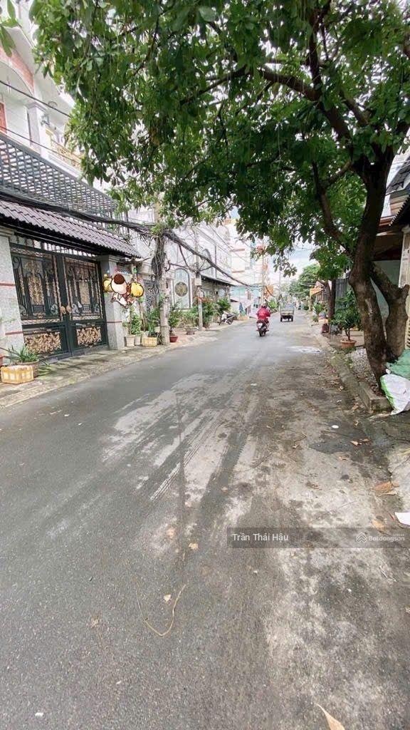 TTTM Emart Phan Huy Ích, 108m2, hẻm xe hơi, 3 tầng đúc, chỉ 6T TL