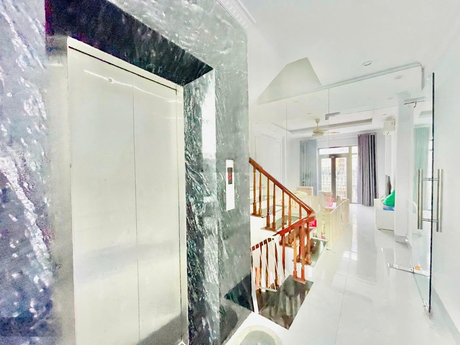 Cần bán nhà phố cát linh, 45m*7 tầng thang máy, kinh doanh, ô tô đõ cửa, 2 thoáng trước sau, sđcc