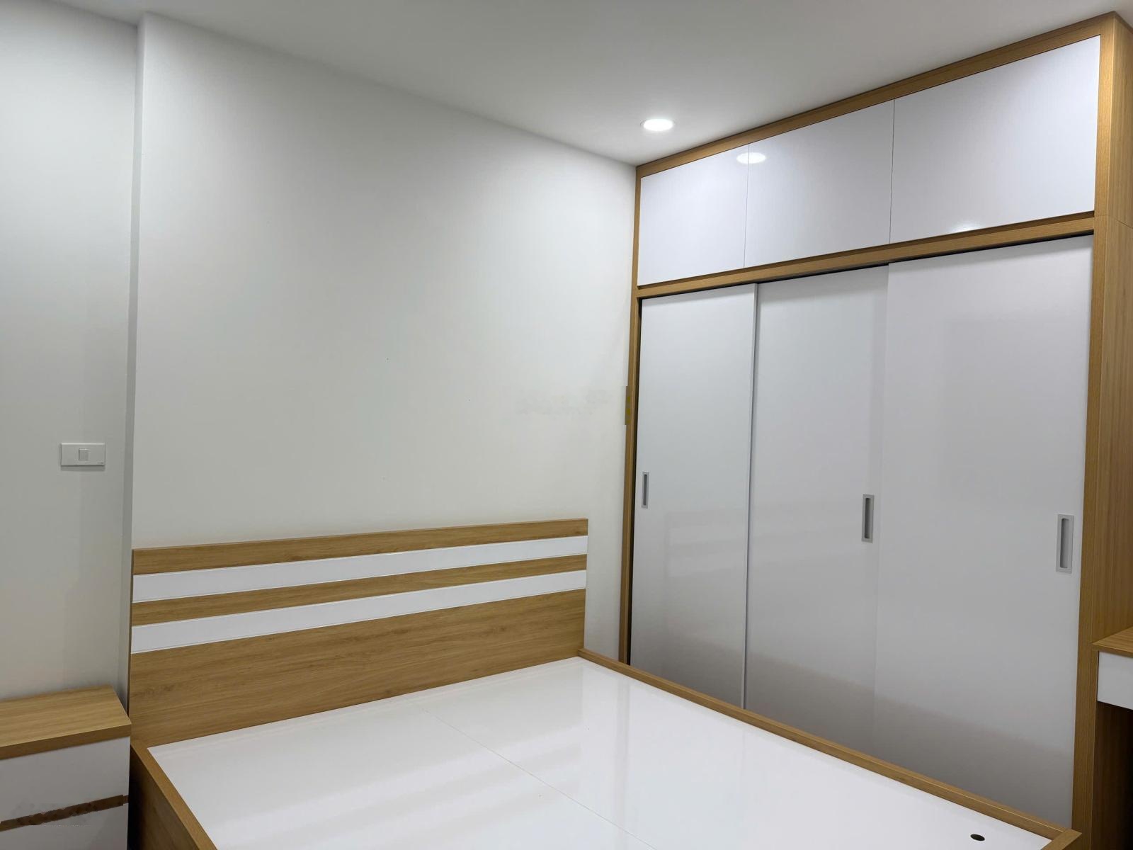 Nhà đẹp như tranh cần tìm chủ gấp Bán căn 62m2 Xuân mai complex Lh xem : 0978906492