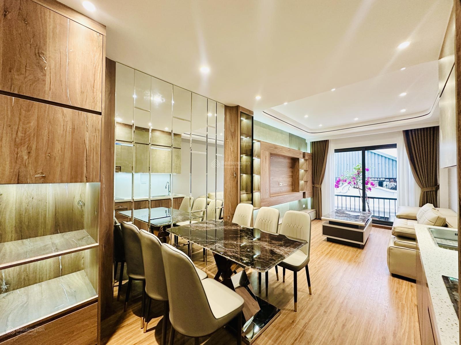 Bán nhà Minh Khai 3PN, , 9,85 tỷ, 38,6m2 bao đẹp , thang máy, lô góc, ngõ 3 gác, mới đẹp