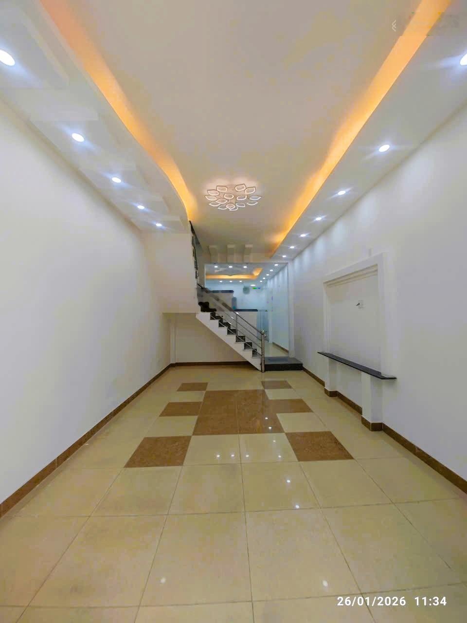 Nhà diện tích khủng sát HXH Âu Dương Lân P3-Q8