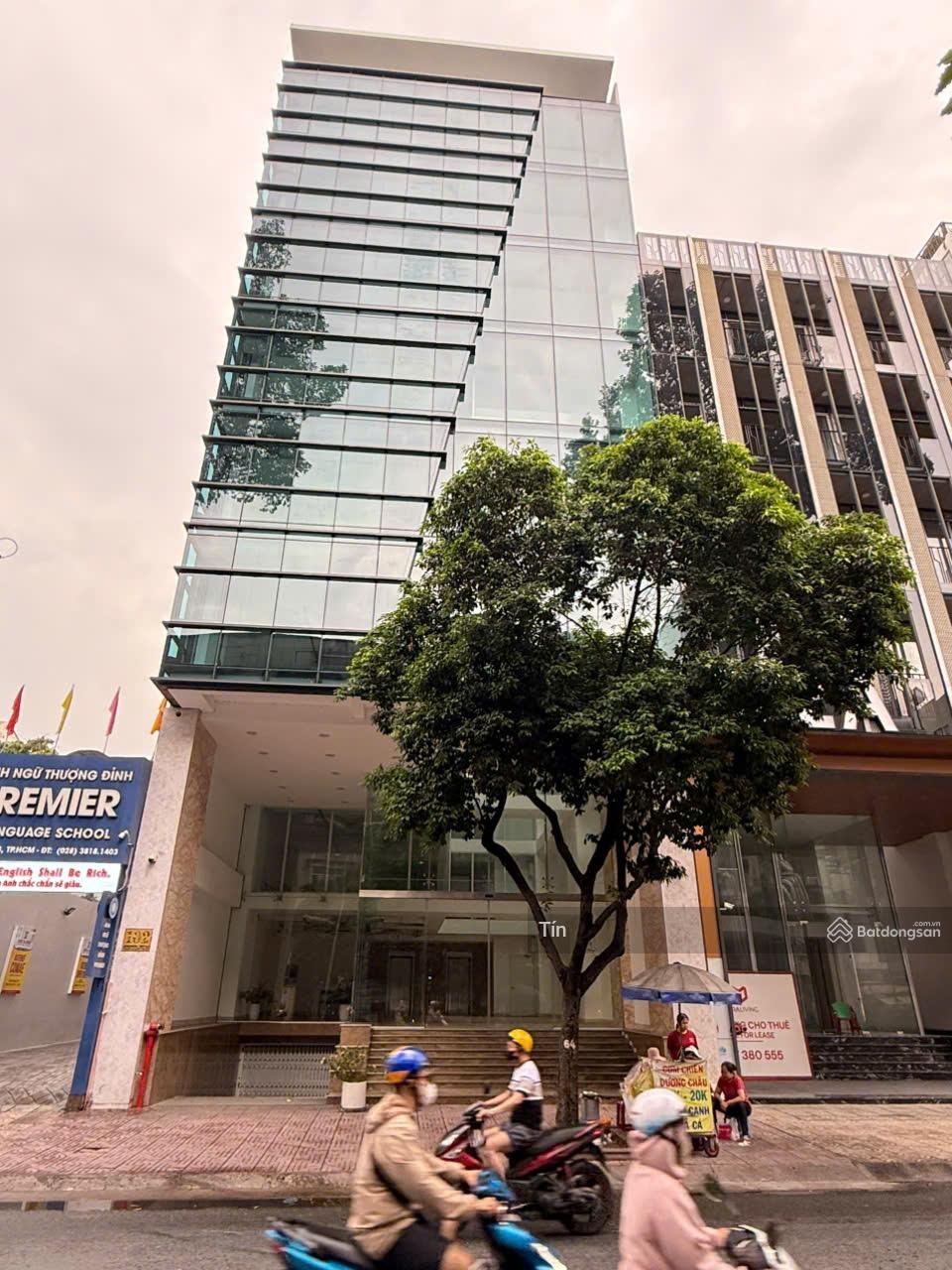 Bán tòa nhà MT Cao Thắng p05 Quận 3, DT:8x20 Hầm 9 tầng Hdt 300tr/tháng Giá bán 70 tỷ