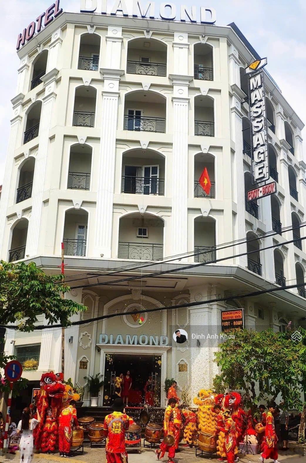 [KHÁCH SẠN GÓC 2 MT QUẬN 7] Ngang 8.5m - Hầm 6 Tầng - 27 Phòng KS - HĐT 150Tr - Giá Cực Tốt 45 Tỷ