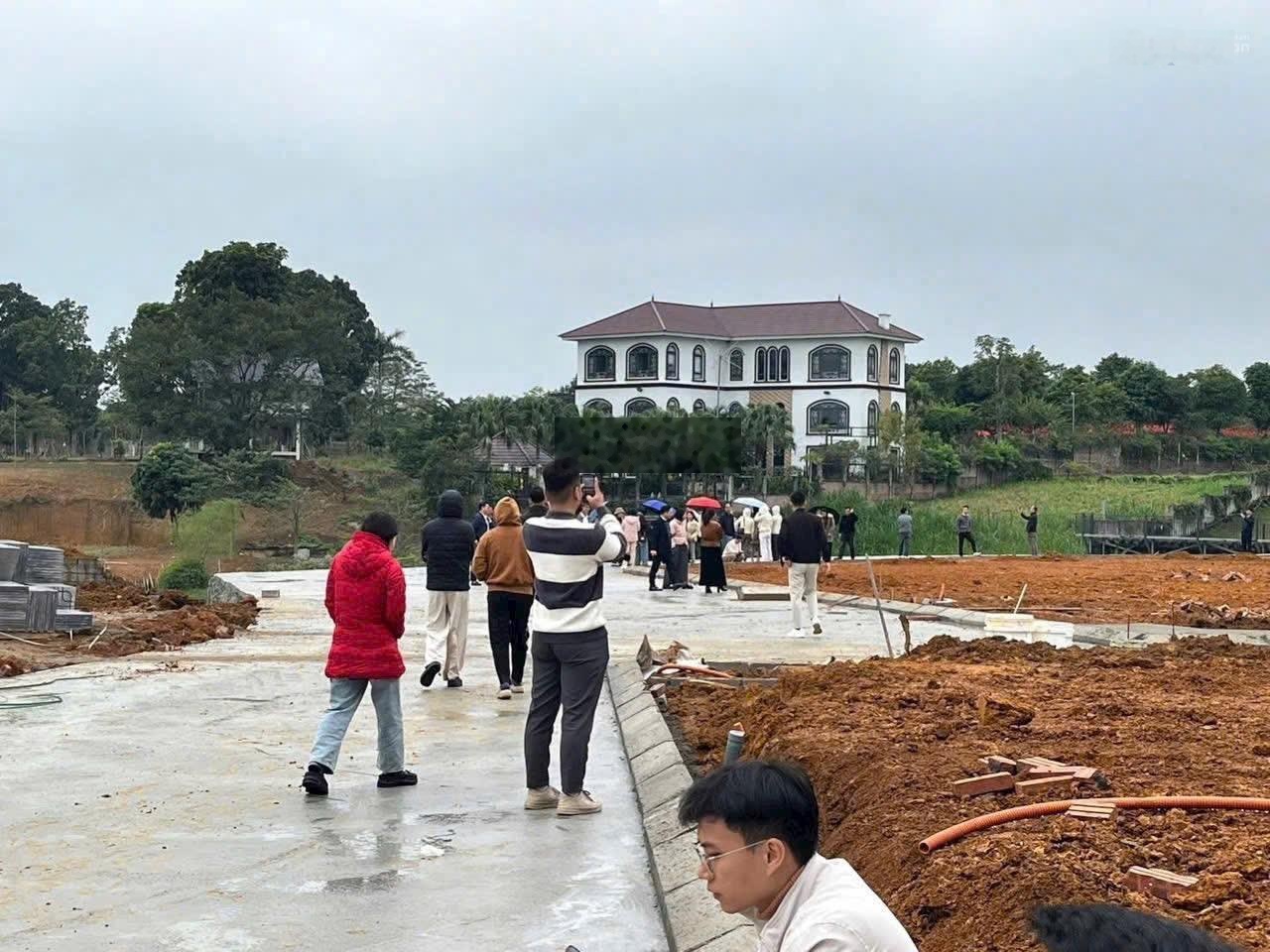 Đất trục chính view hồ lõi phát triển tương lai - liên hệ trực tiếp: 0888618014