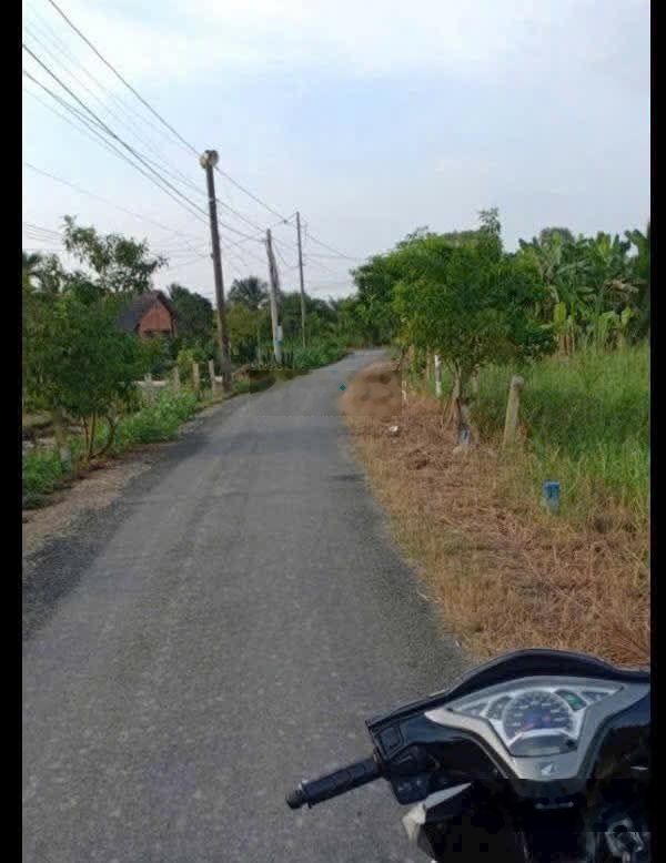 Đất 4x25 Đường Nhựa Nhựt Chánh Bán Gấp 750 Triệu Gấp Gấp !