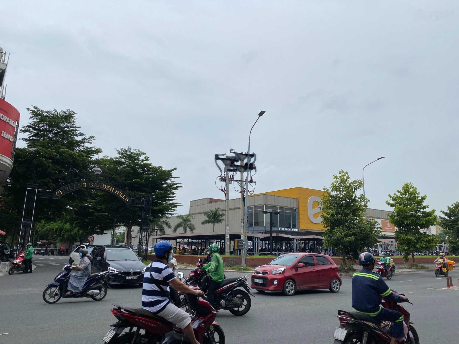 Chủ cần bán Cityland Garden Hills - Emart, phường 5. DT: 9x20m