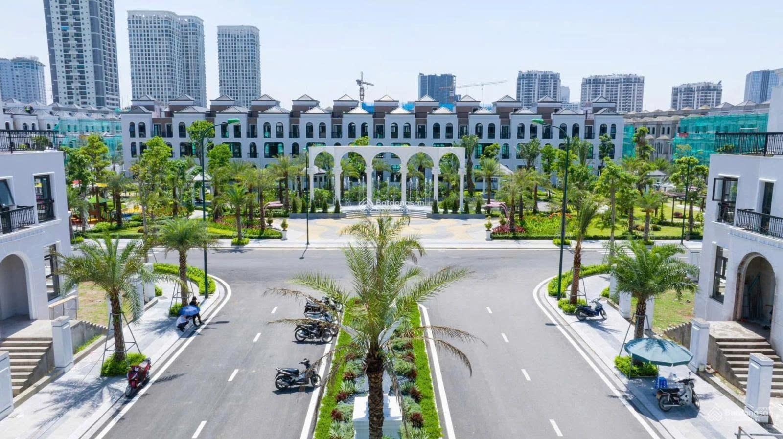 Quỹ căn ngoại giao biệt thự Ciputra 180m2, giá từ 460tr/m2. Liên hệ: 0989862186