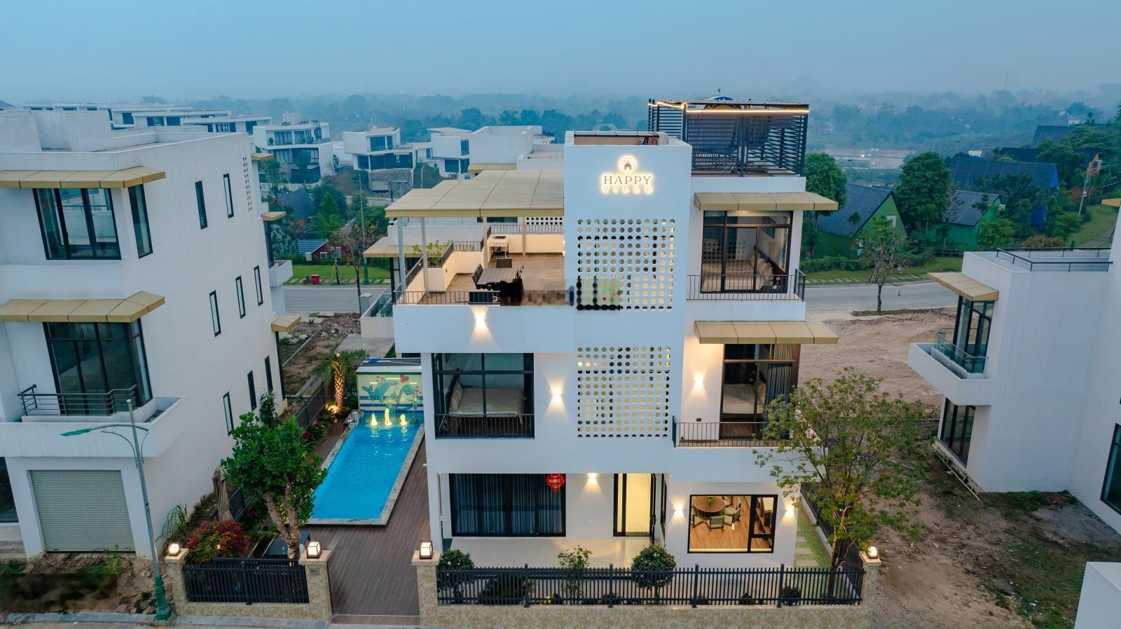 Biệt thự Babylon Legacy Hill 290m2 sân vườn rộng , cốt bằng giá tốt nhất dự án