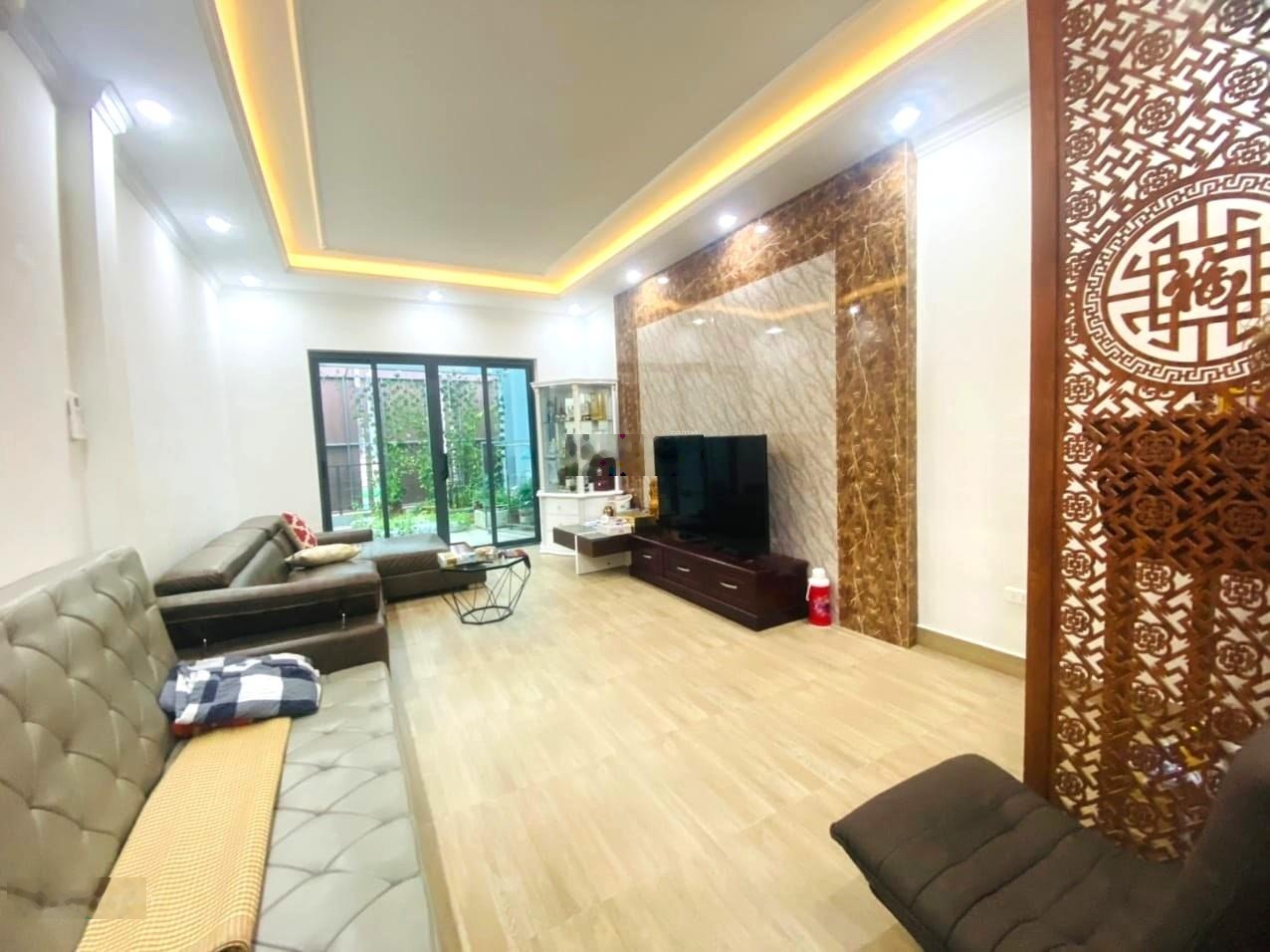 Nhà đường xe hơi 7 chỗ thông, gần ga metro phước long, đỗ xuân hợp, 90m2, 4 tầng btct, nhỉnh 9 tỷ