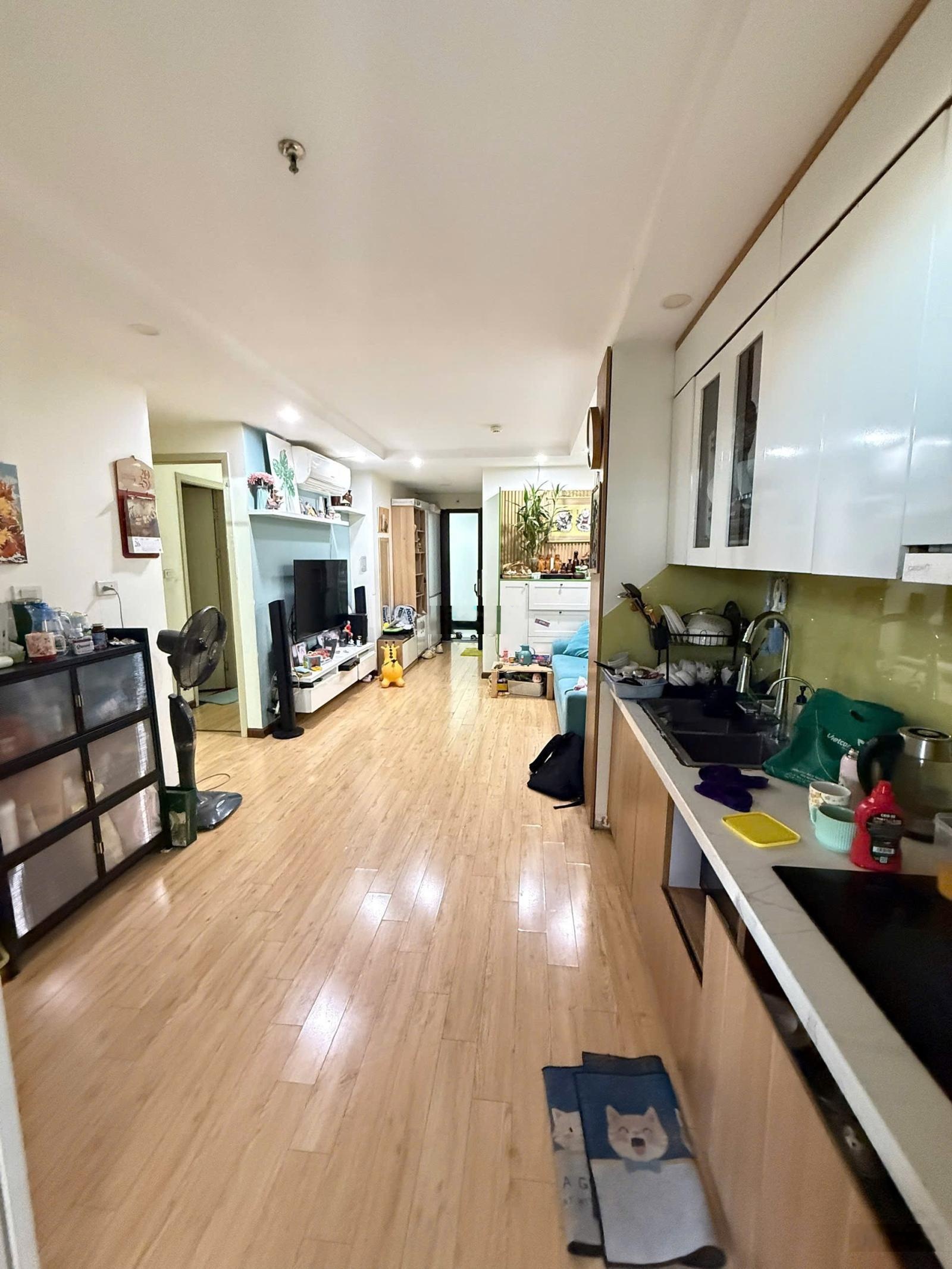 Bán căn hộ 17T10 đường Nguyễn Thị Định, dt: 78m2, 2pn, 1wc, giá bán: 7,2 tỷ