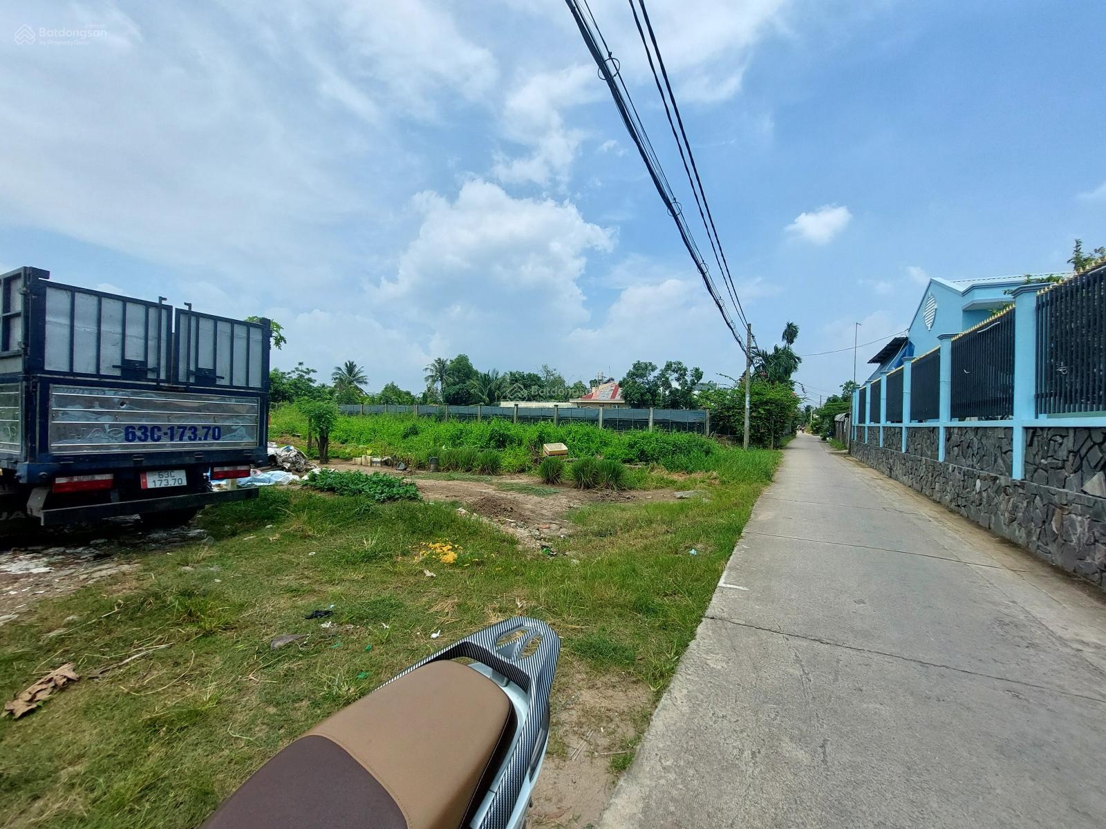 Chính chủ bán rẻ 310m2 đất ở ngang 6m, hẻm ô tô đường Đinh Đức Thiện, Bình Chánh giá 4,3 tỷ