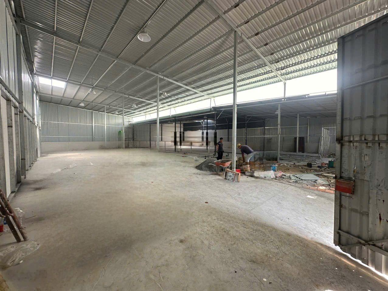 Cho thuê kho xưởng giá rẻ quận 7 350m2 27tr