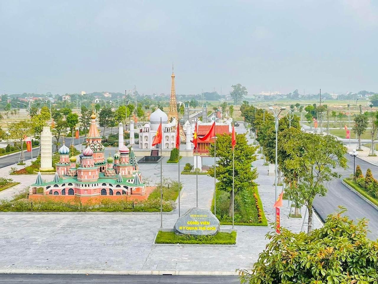 Cần bán lô siêu đẹp tại dự án KĐT Việt Hàn trung tâm Phổ Yên sổ đỏ chính chủ giá chỉ 1.x tỷ