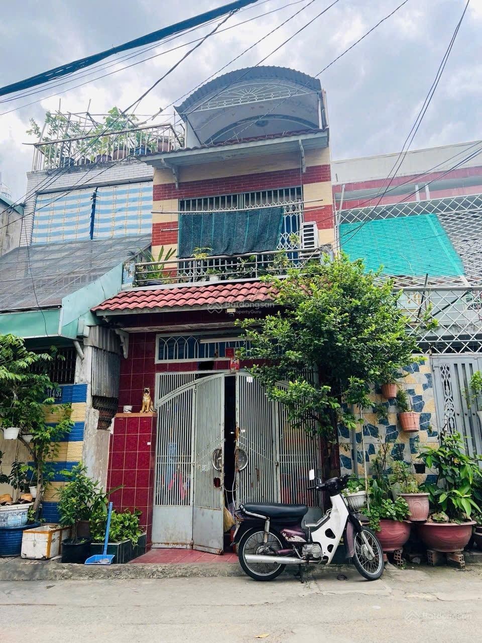 Nhà hẻm xe hơi thông Âu Dương Lân, P3, Q8