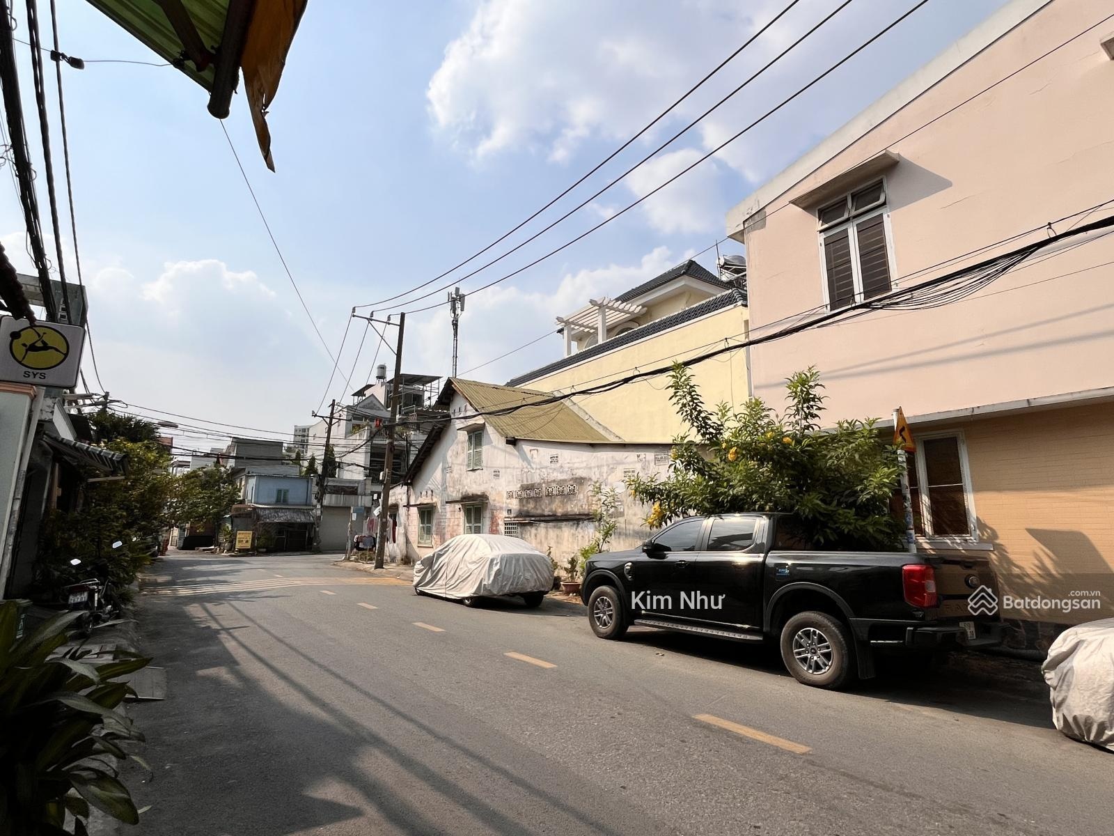 Bán nhà mặt tiền đ. Dân Chủ - cách ngã tư Thủ Đức vài bước - dân trí cao sầm uất - DT 91.1m2