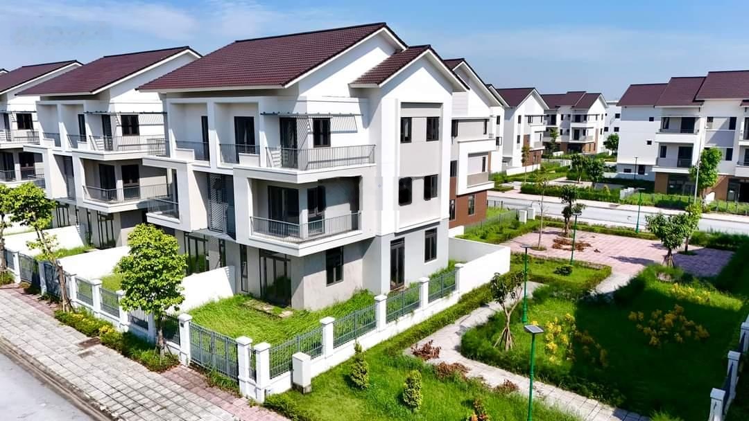 Biệt thự ven sông cuối cùng giá gốc chủ đầu tư,ân hạn ls 24 tháng ,ck10%