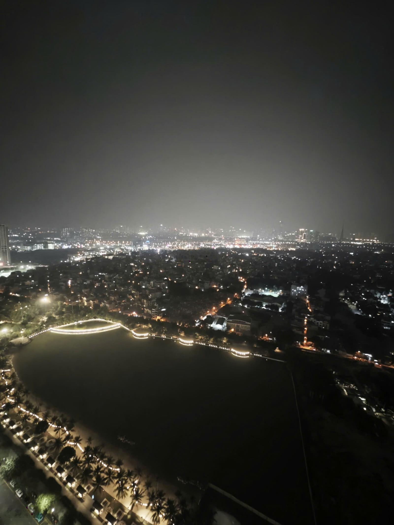 Giá cực tốt! Cần bán gấp căn hộ 1N+1 - Diện tích 48m2, tòa B Masteri, view hồ, giá 4.950 tỷ