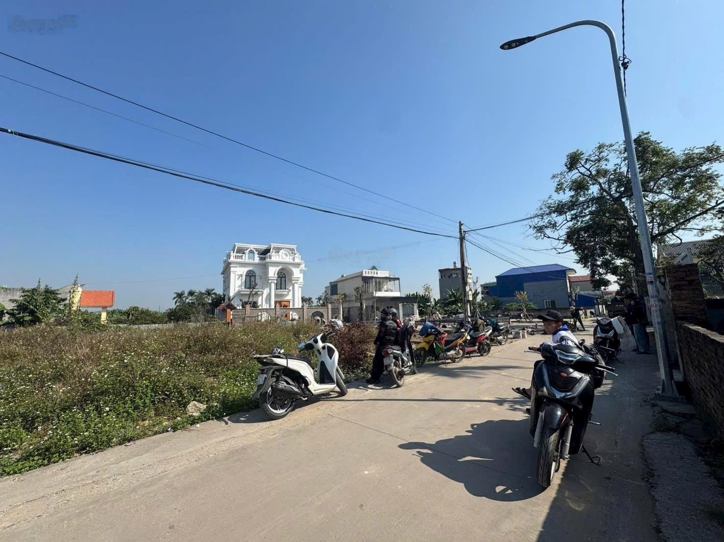 Minh Đức - Đồ Sơn. Sát cụm công nghiệp Nam Đồ Sơn