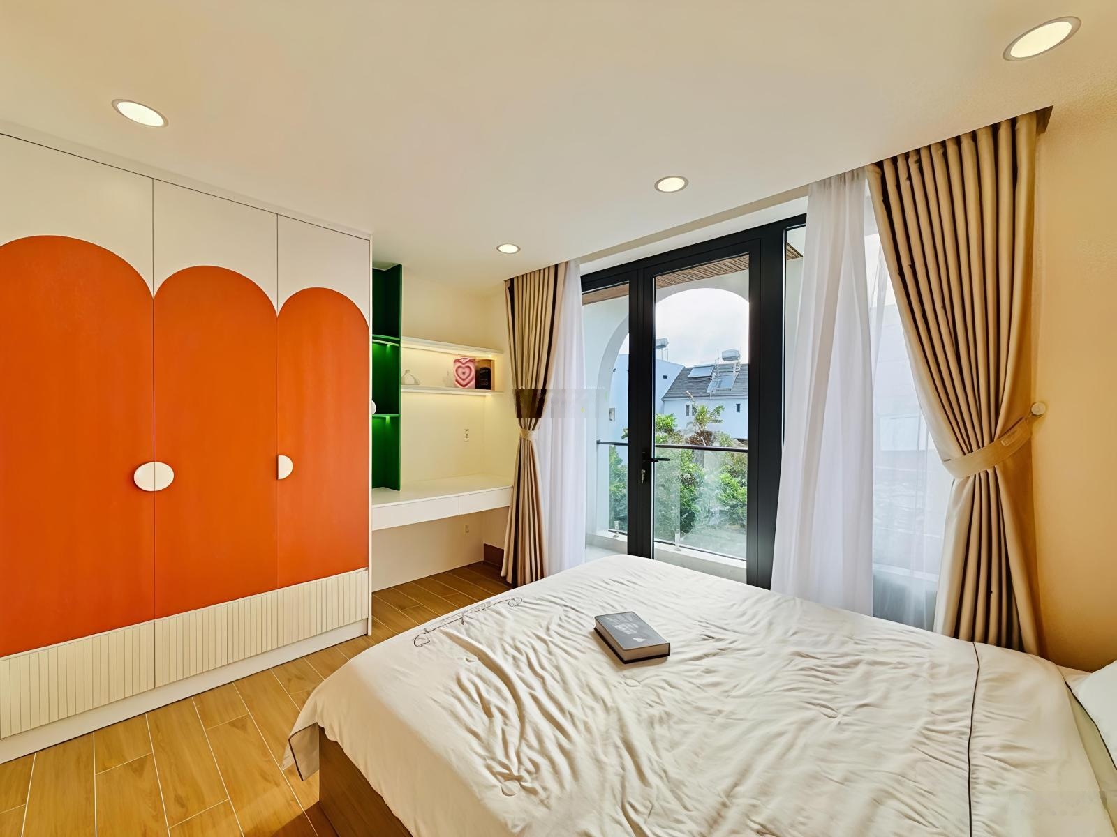 Bán nhà HXH xây mới hiện đại 5Tầng, nhà SHR vuông đẹp, tiện ở kinh doanh online - VPCty - Spa Nail