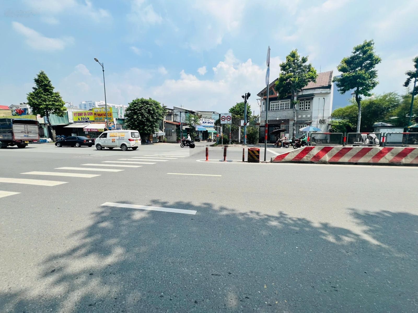 Quỹ đất đẹp Linh Tây trung tâm vip Linh Tây mặt tiền đường hẻm số 9 ngang 7.7m giá chỉ 8.1 tỷ