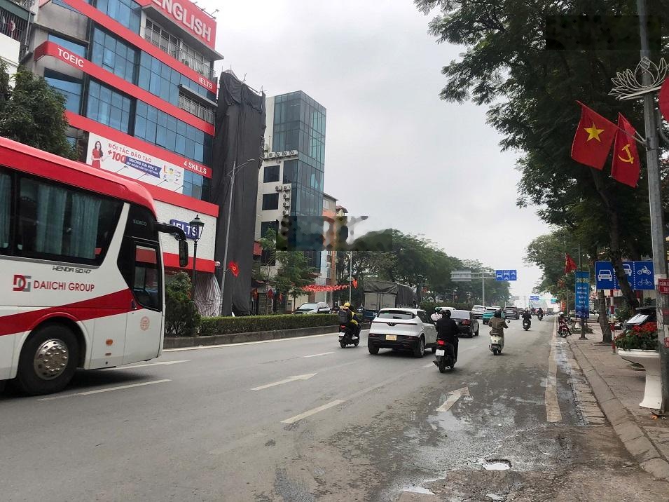 Hàng hiếm, Nguyễn Văn Cừ Long Biên, oto vào nhà, sát mặt phố, full thổ cư 110m2 33.5 tỷ