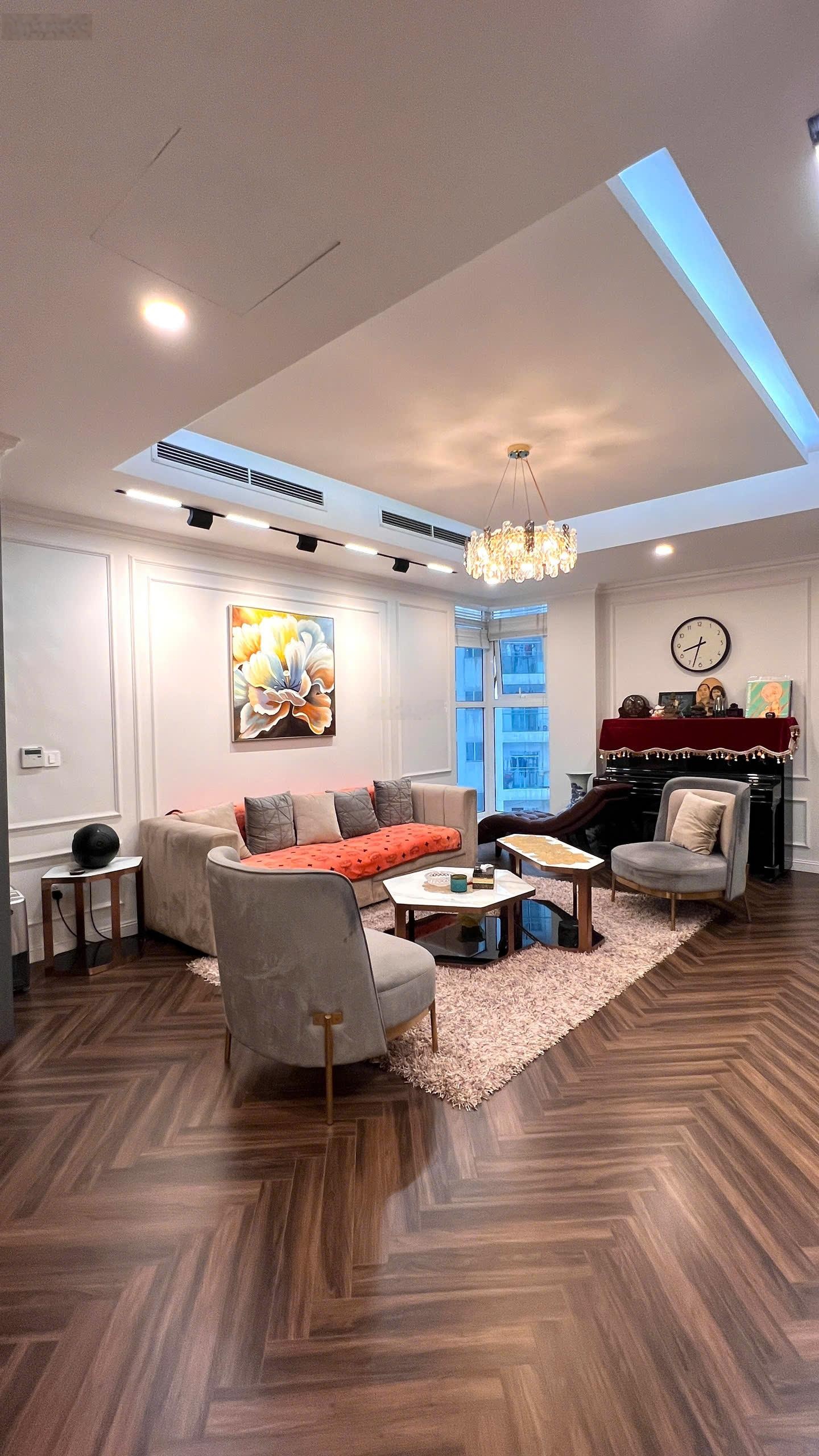 Bán căn hộ cao cấp 114m2 tòa The Link 345 Ciputra tòa L5 - Tầng cao view đẹp