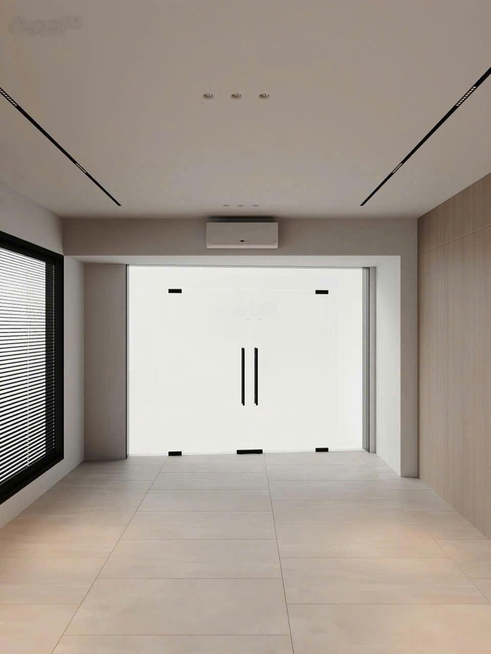 Góc 2 Mặt Tiền 44 đường Trương Quốc Dung - Nguyễn Văn Trỗi, Nhà đẹp thang máy cao cấp