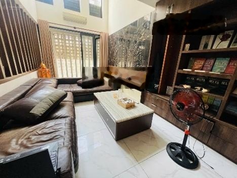 Bán nhà Bình Thạnh ngang lớn 7.2m, dài 17m, có gara ôtô, penthouse, ngay Phan Đăng Lưu, giá 18.9 tỷ