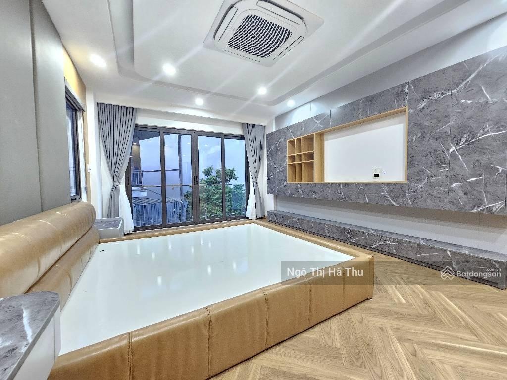 BÁN NHÀ PHỐ BÁT KHỐI LONG BIÊN 52m x 7 tầng nhà xây chắc chắn, công năng tối ưu