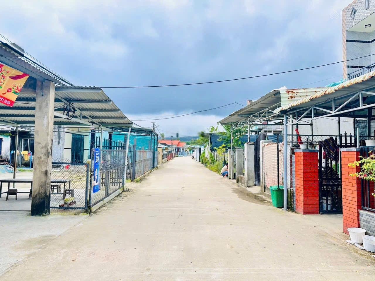 Block liền kề thuộc điện bàn đà nẵng chỉ 6xx/nền