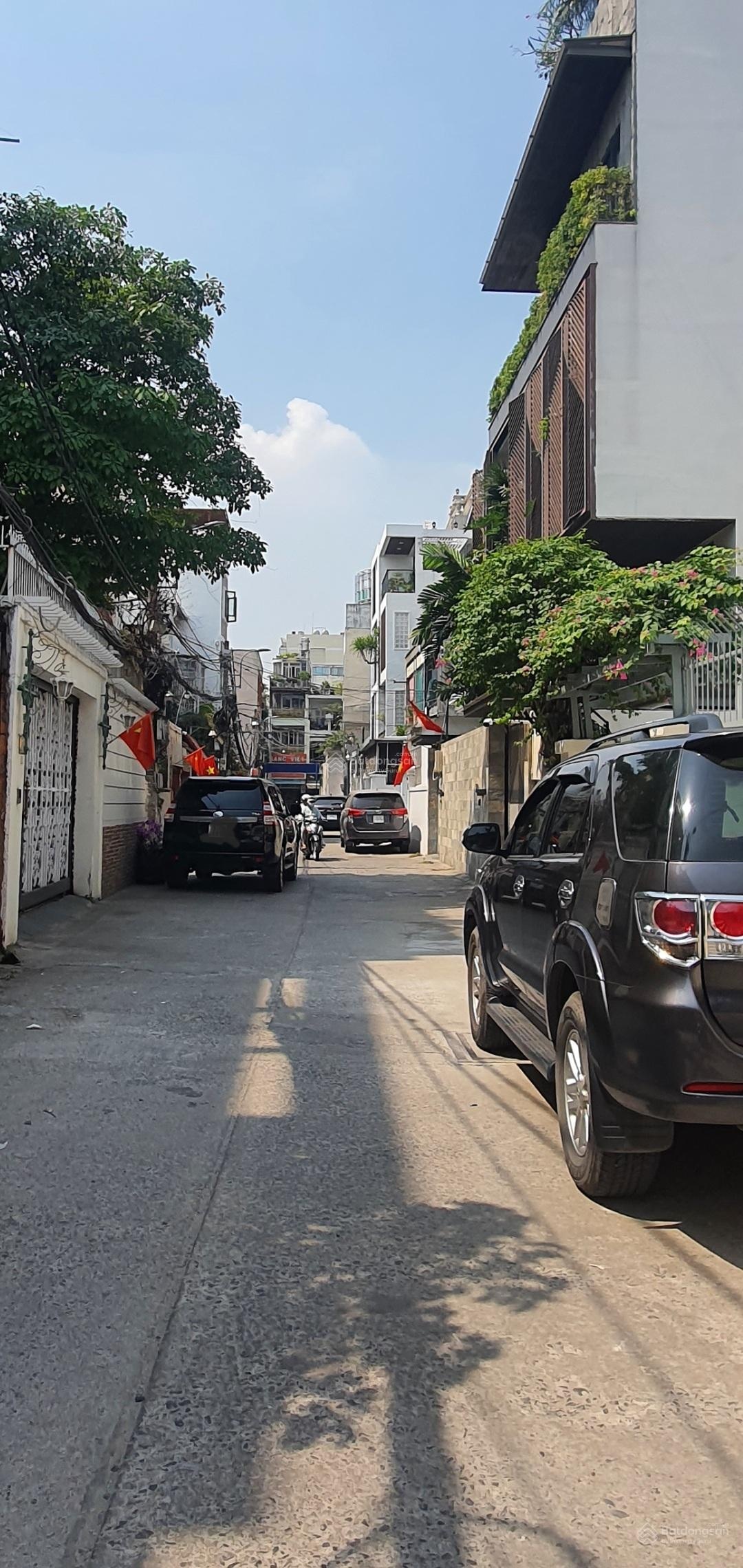 Quận 1 : bán nhà p. tân định , quận 1 . đường 6m, dt 90m2( 4,25 x 22 ),4 tầng . xe hơi ngủ tại nhà