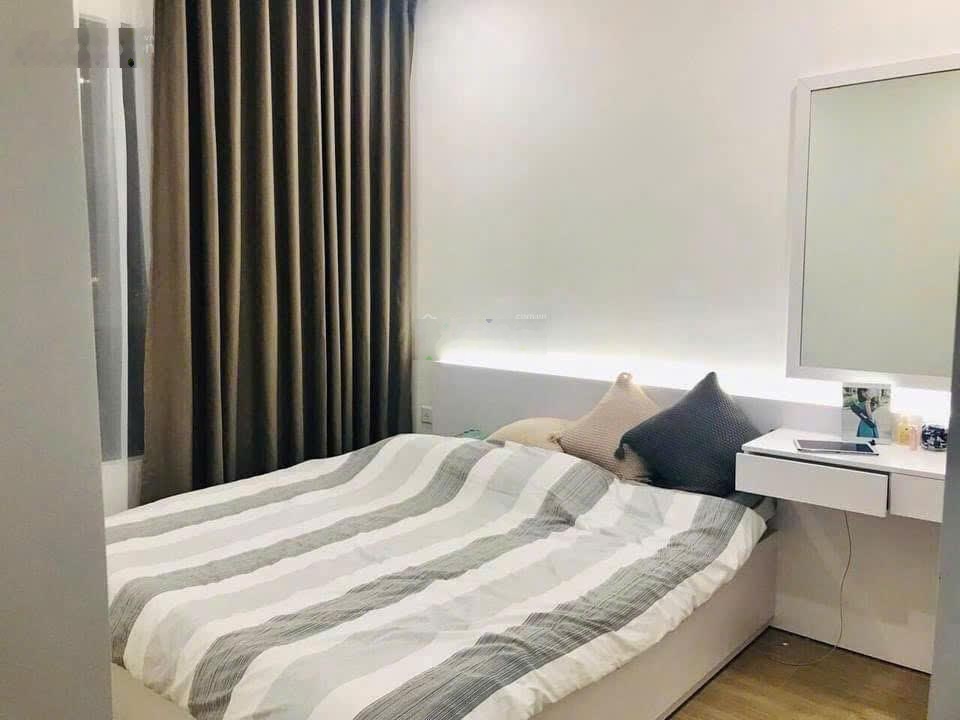 Căn Emerald 2PN-2WC giá cực tốt chỉ 5 tỷ đồng view công viên thoáng mát đón nắng sáng, gió tự nhiên