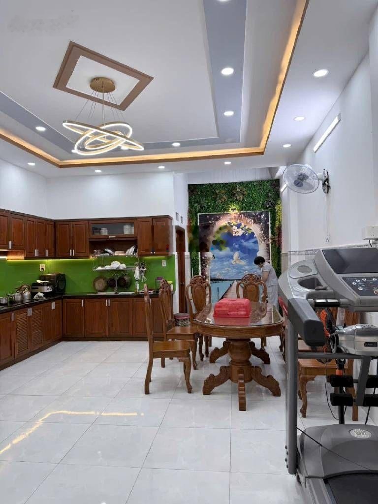 Bán nhà Phan Huy Ích, 5x18m, HXH, hơn 7 tỷ